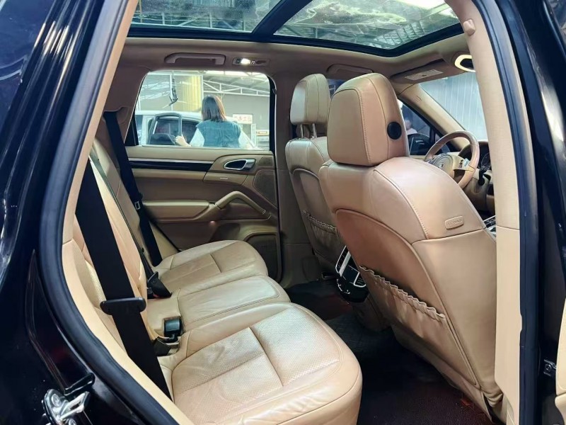 潍坊12年保时捷卡宴5