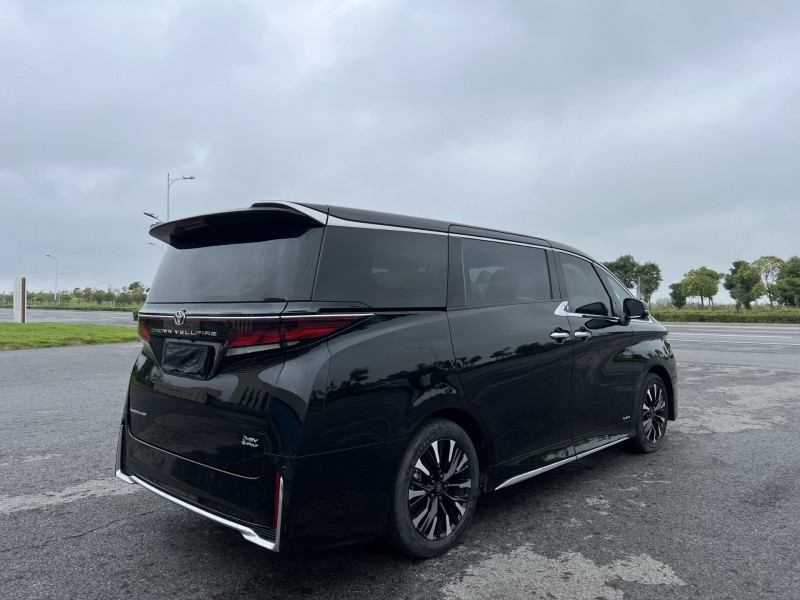 宿迁24年丰田威尔法8