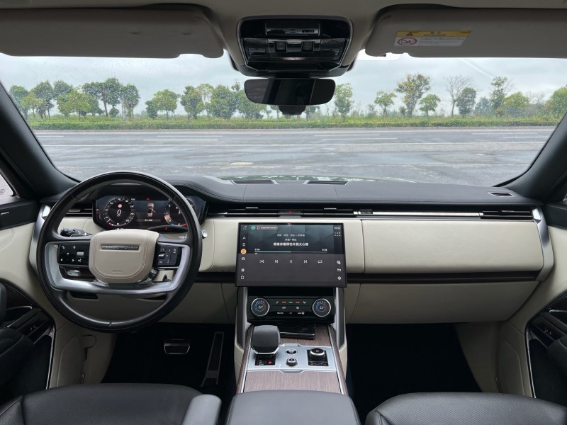 盐城23年路虎揽胜行政7