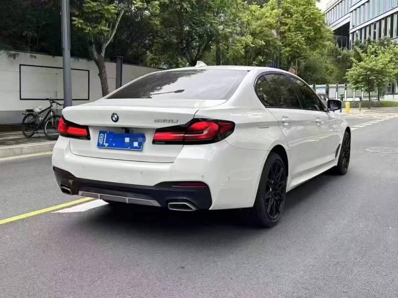 广州23年宝马5系7