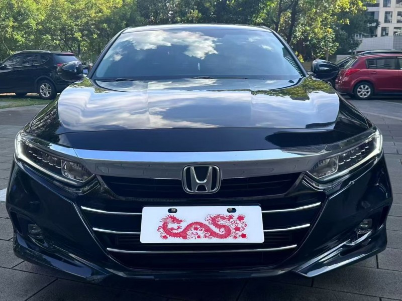 佛山22年本田雅阁1