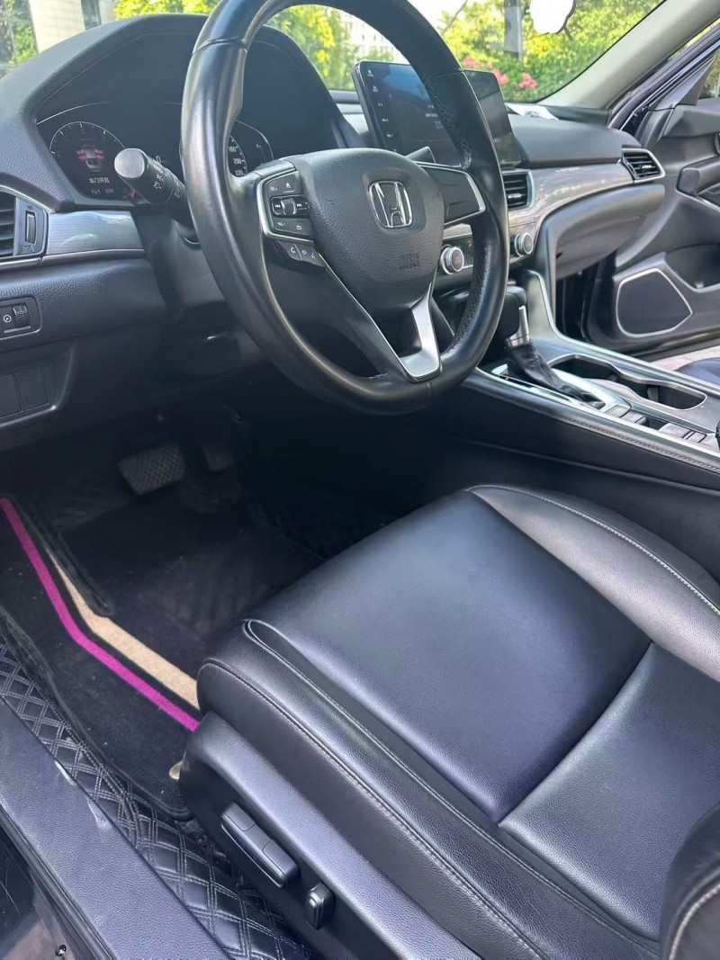 佛山22年本田雅阁4