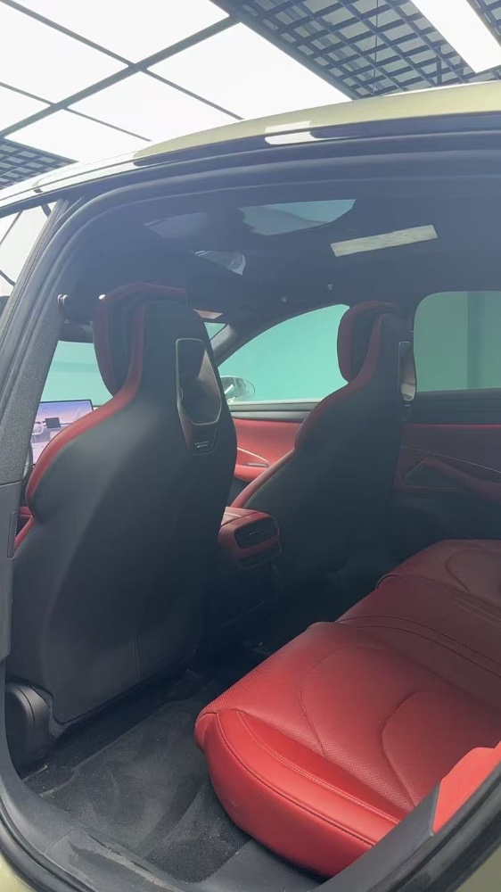 成都24年小米SU76