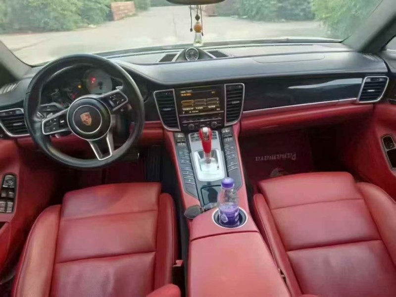 平顶山15年保时捷帕拉梅拉5