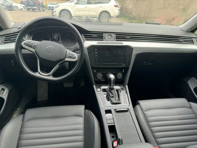 鹤壁21年大众迈腾8