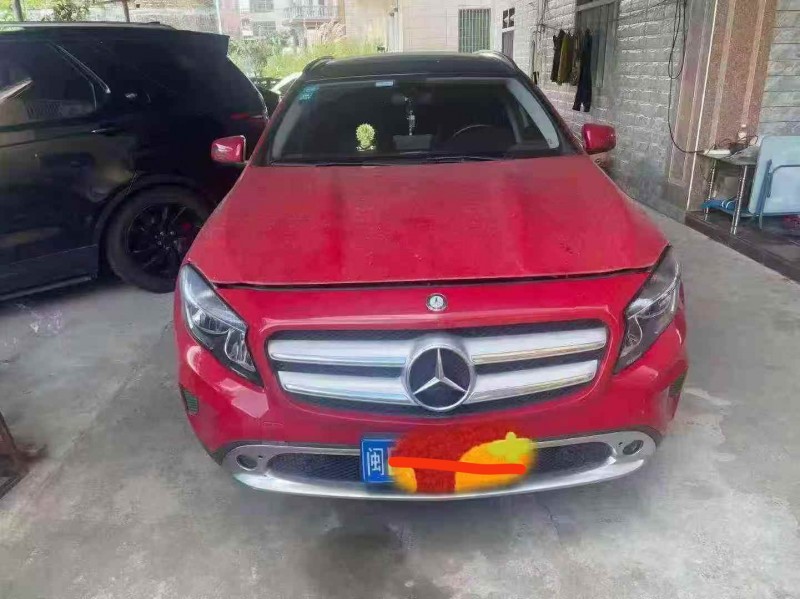 厦门17年奔驰GLA1