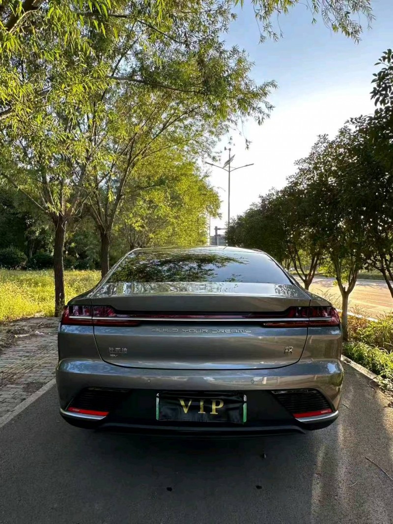 济南22年比亚迪汉6