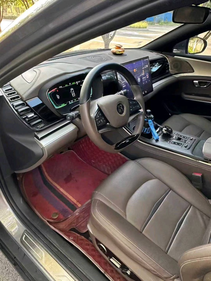 济南22年比亚迪汉7