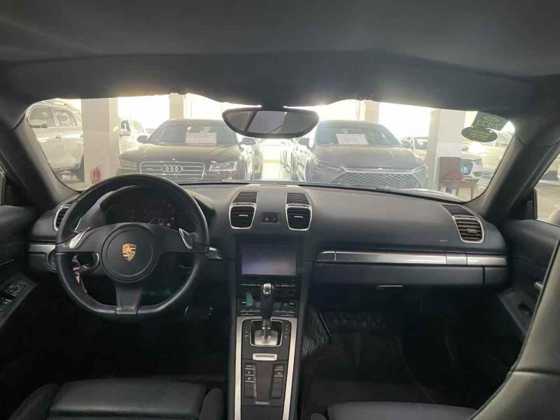 沈阳15年保时捷卡曼9