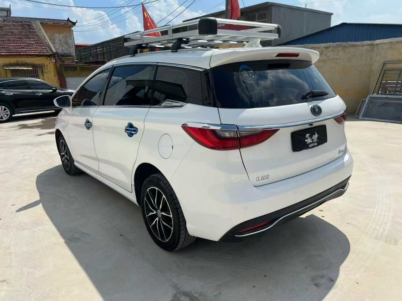 菏泽19年比亚迪宋7