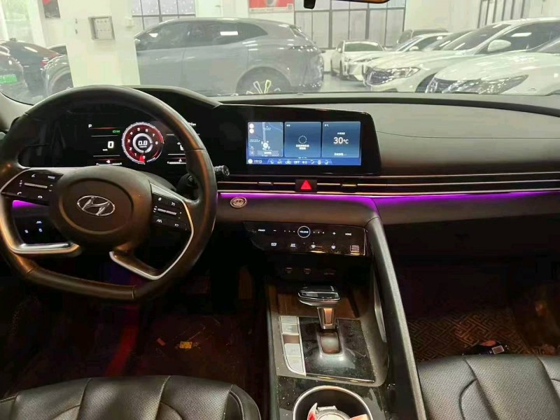 福州21年现代伊兰特4