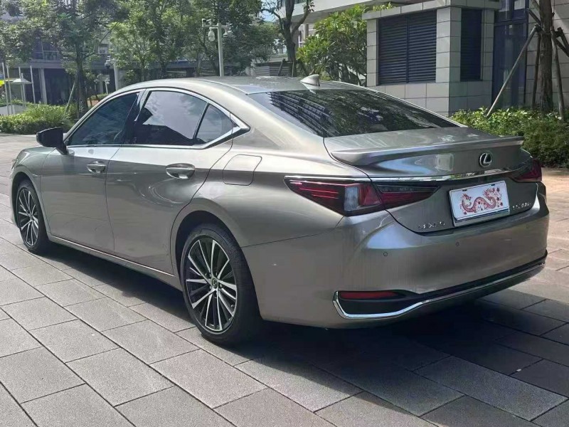 佛山24年雷克萨斯ES8