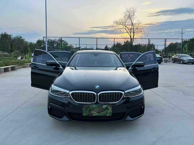 徐州20年宝马5系8