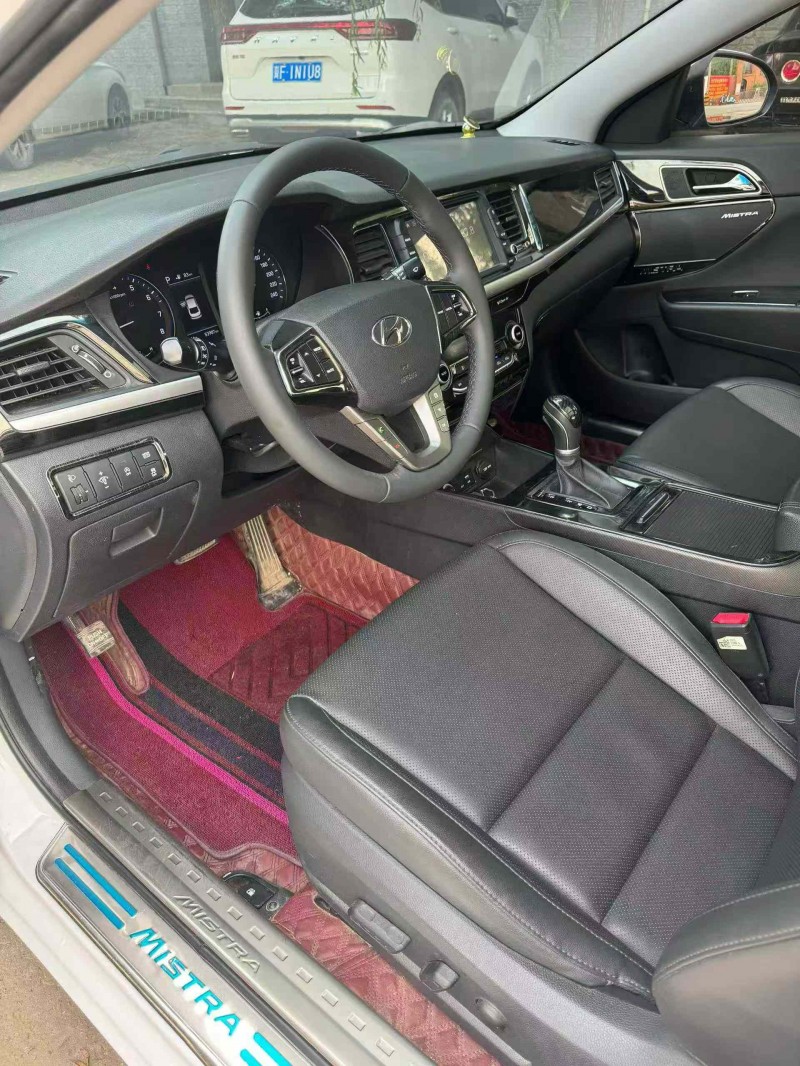 保定18年现代名图7