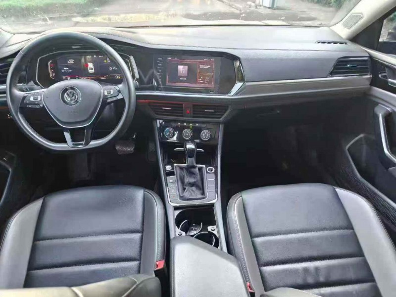 新乡22年大众速腾4