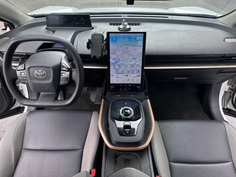 佛山23年丰田BZ3Pro5