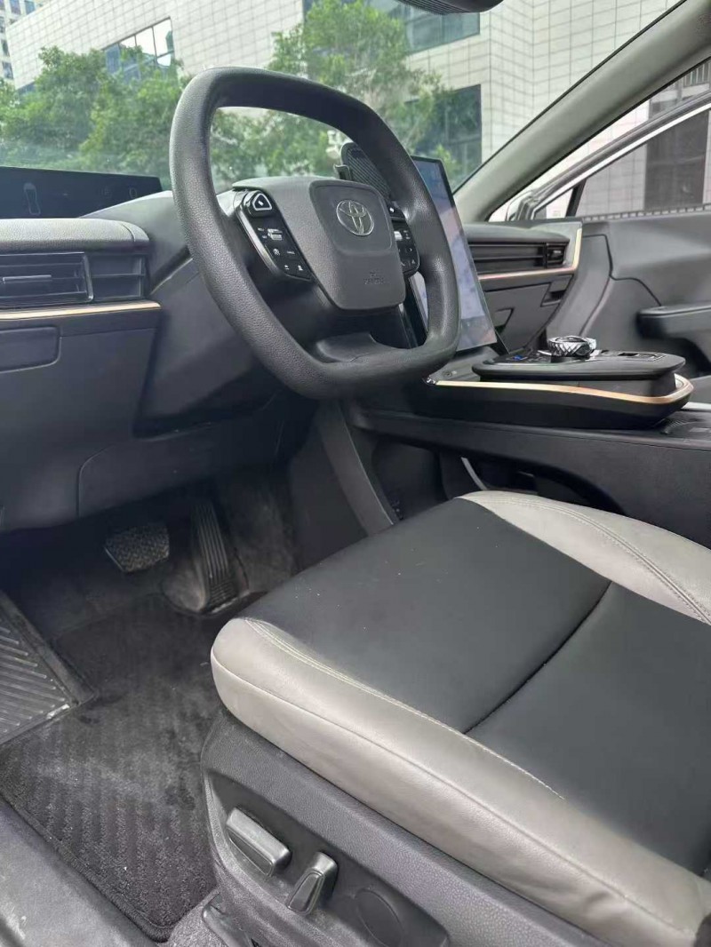 佛山23年丰田BZ3Pro6