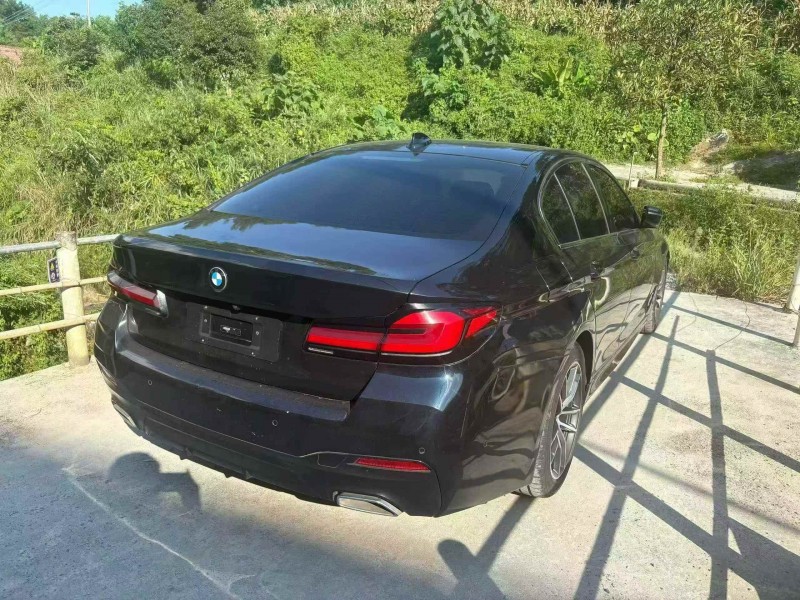 贵阳21年宝马5系8