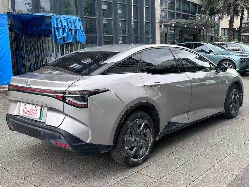 佛山23年丰田BZ3Pro7