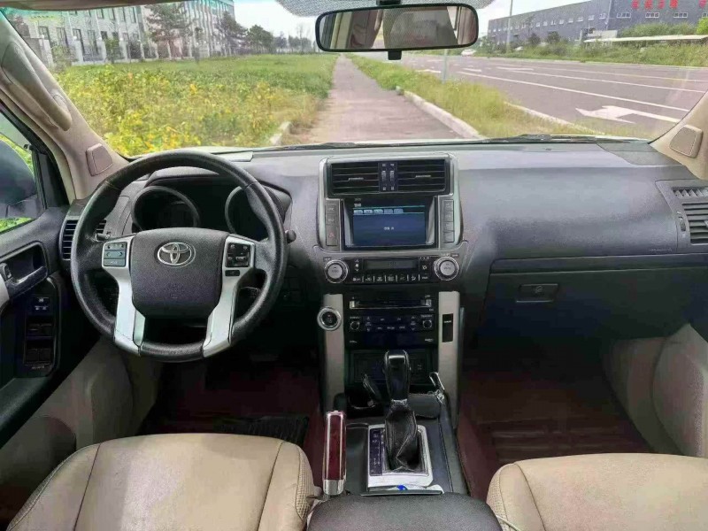 秦皇岛12年丰田普拉多4