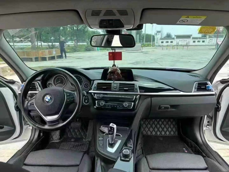 徐州18年宝马3系4