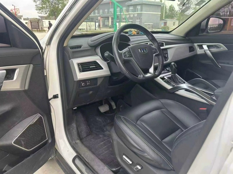 徐州17年吉利博越4