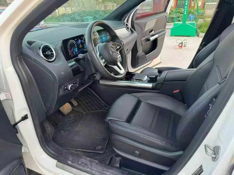 徐州21年奔驰GLA4