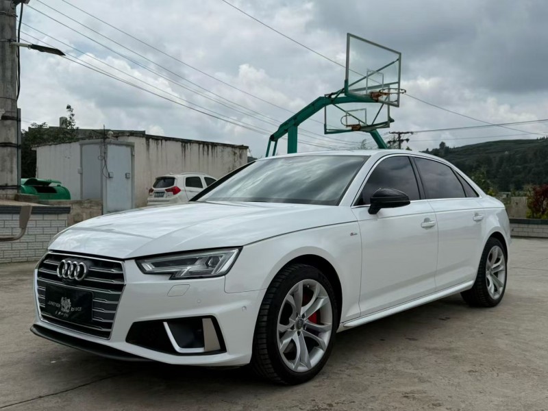 贵阳19年奥迪A4L7