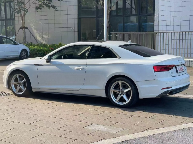 佛山17年奥迪A58