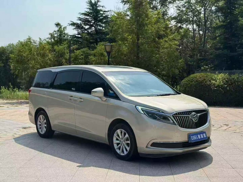 青岛19年别克GL82