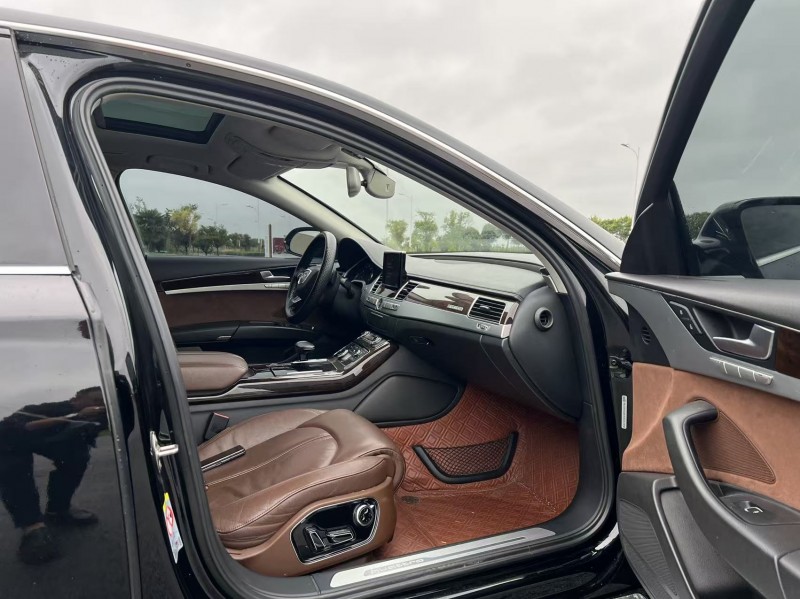 盐城15年奥迪A8L6