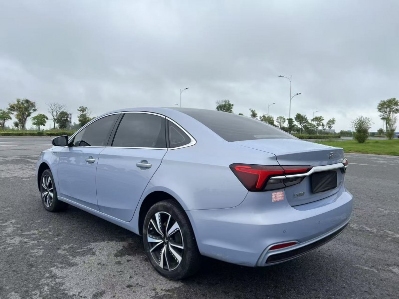 盐城22年荣威i68