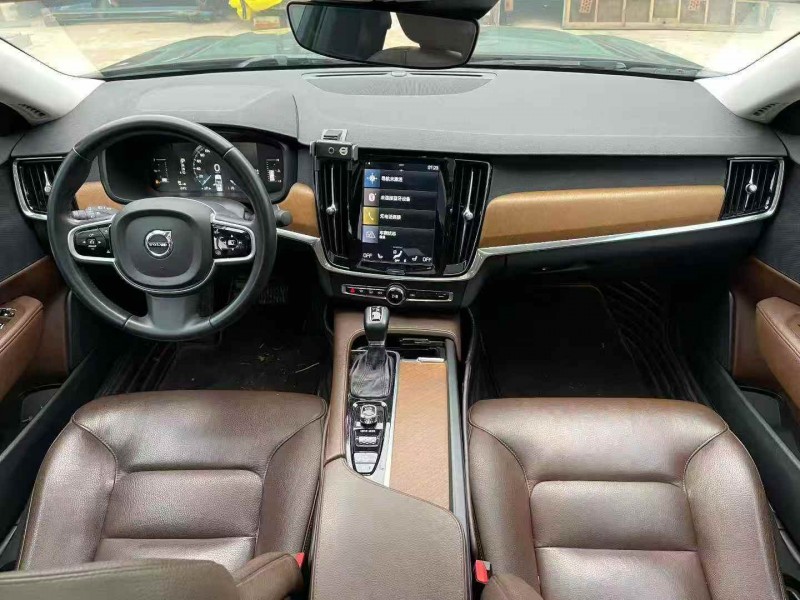 徐州19年沃尔沃S905