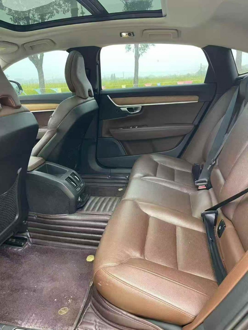 徐州19年沃尔沃S906