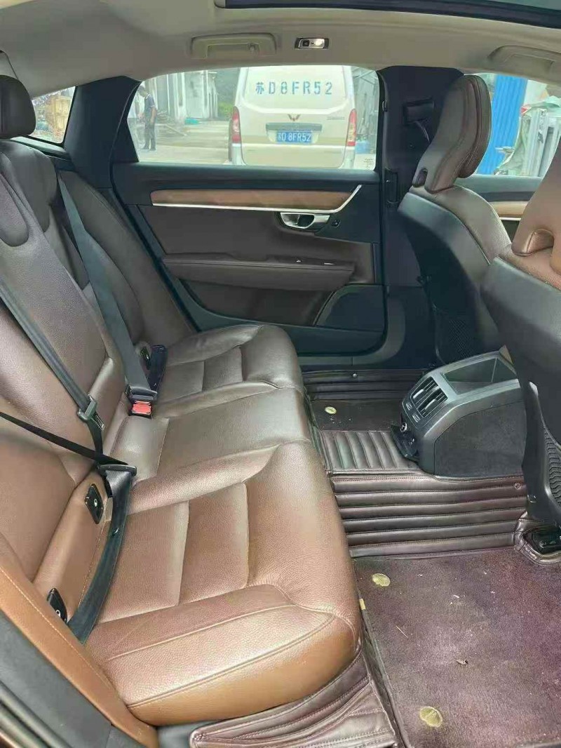 徐州19年沃尔沃S907