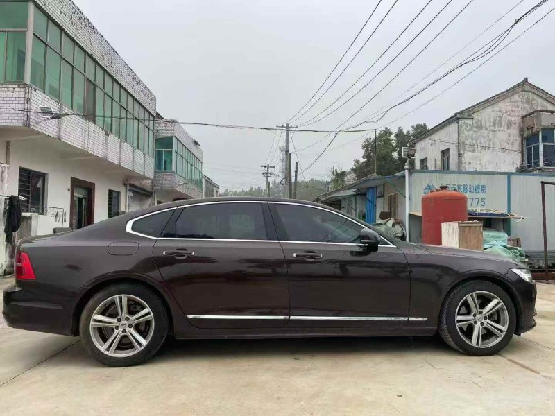 徐州19年沃尔沃S908