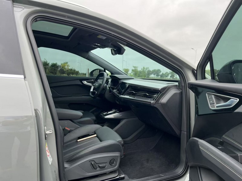 盐城25年奥迪Q46