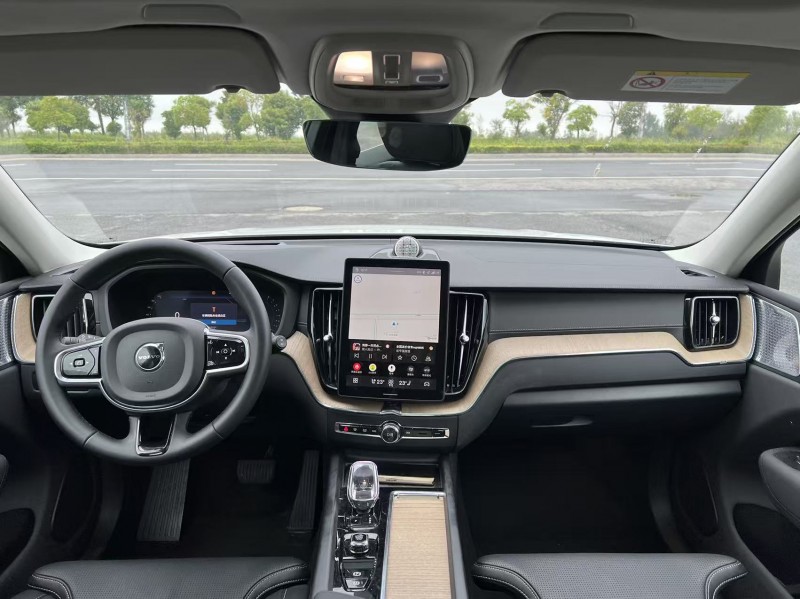 盐城25年沃尔沃XC607