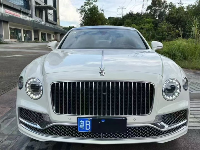 深圳22年宾利飞驰1