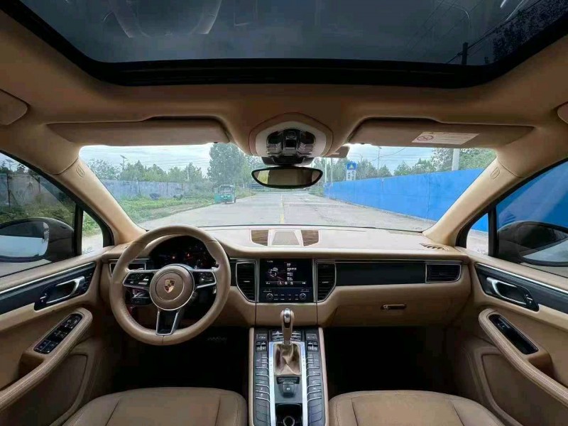 青岛16年保时捷Macan8