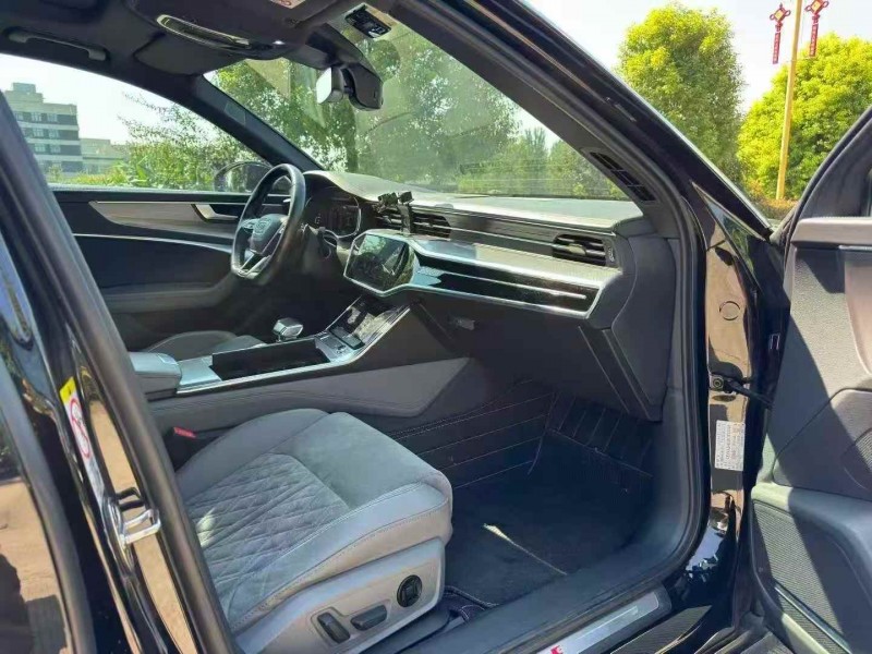 苏州22年奥迪A6L5