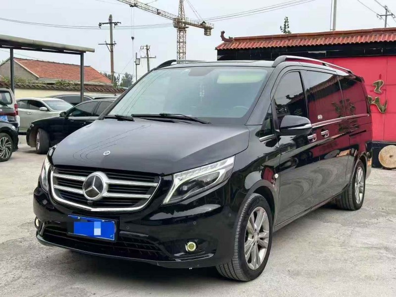 淄博18年奔驰威霆2