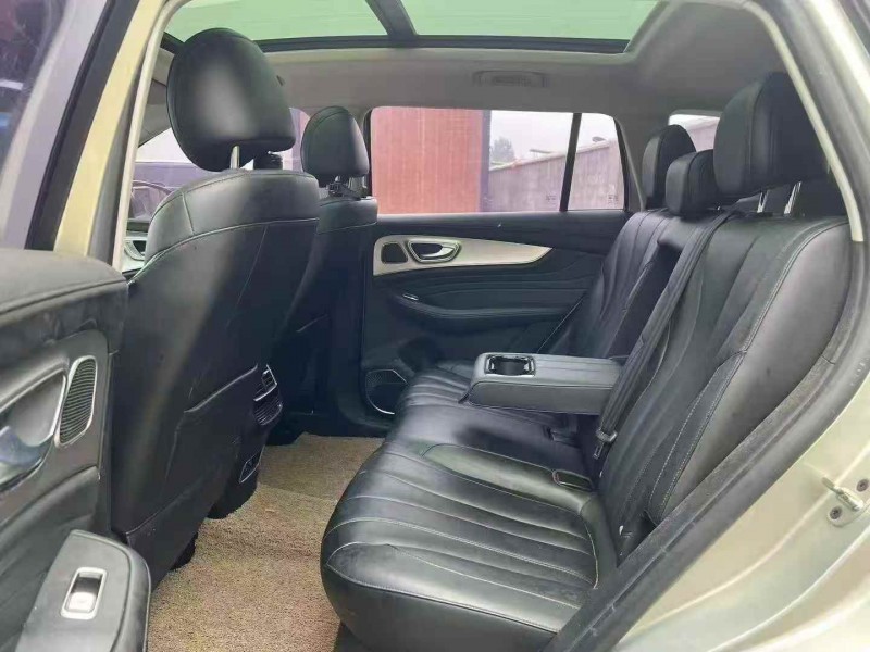 淄博21年荣威RX56