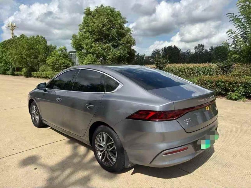 苏州24年比亚迪秦8