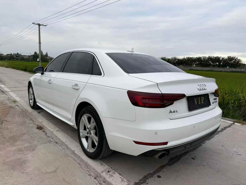 宁波18年奥迪A4L9