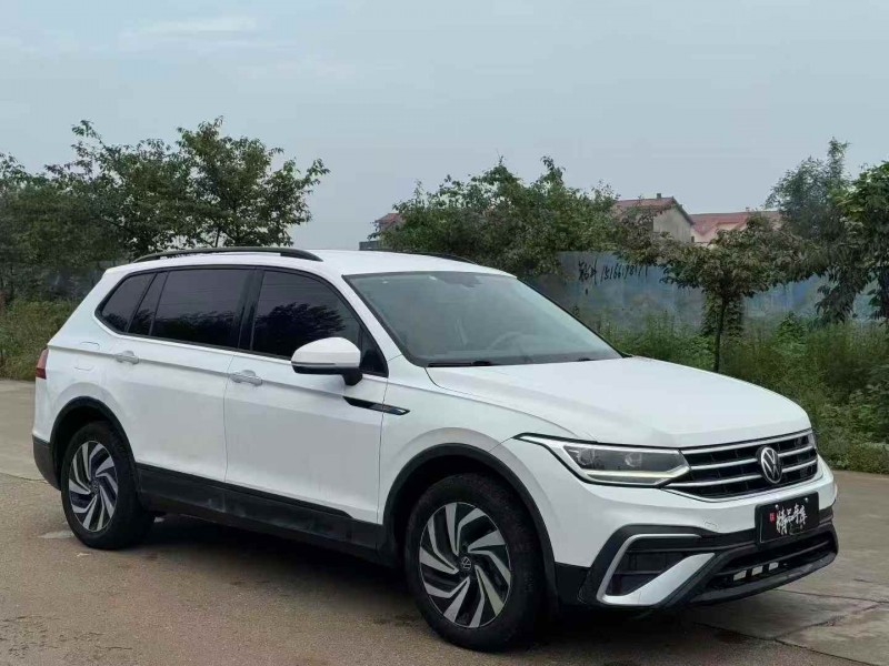 潍坊22年大众途观3