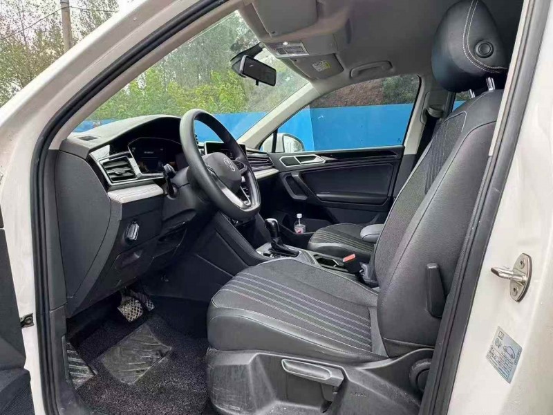 潍坊22年大众途观5