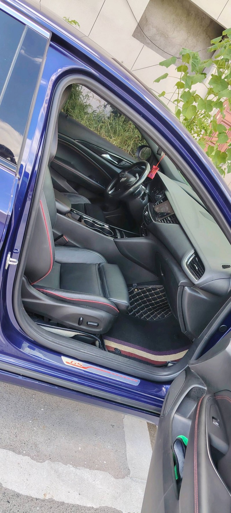 宜春22年别克君威7