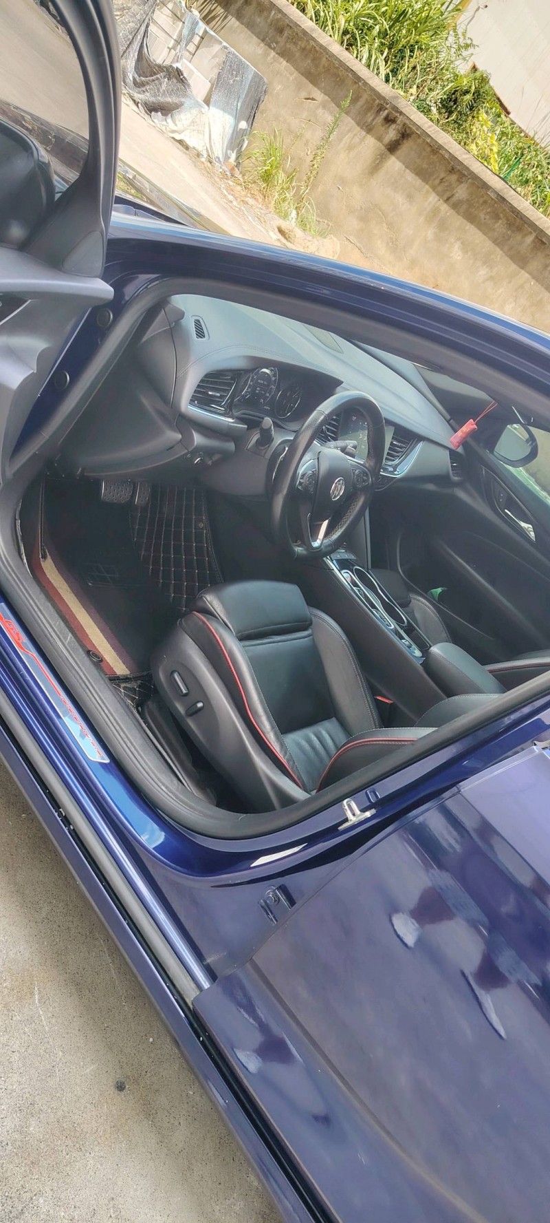 宜春22年别克君威9