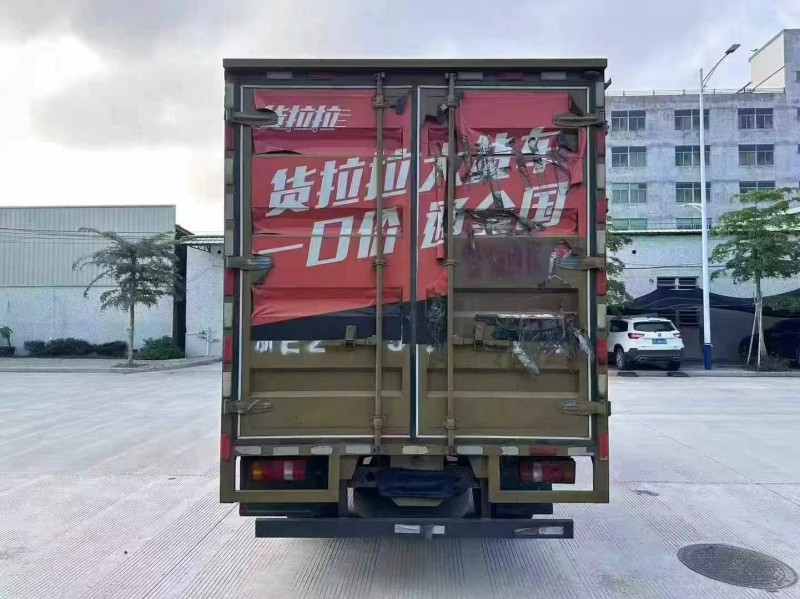 汕头20年卡车系列重汽豪沃8